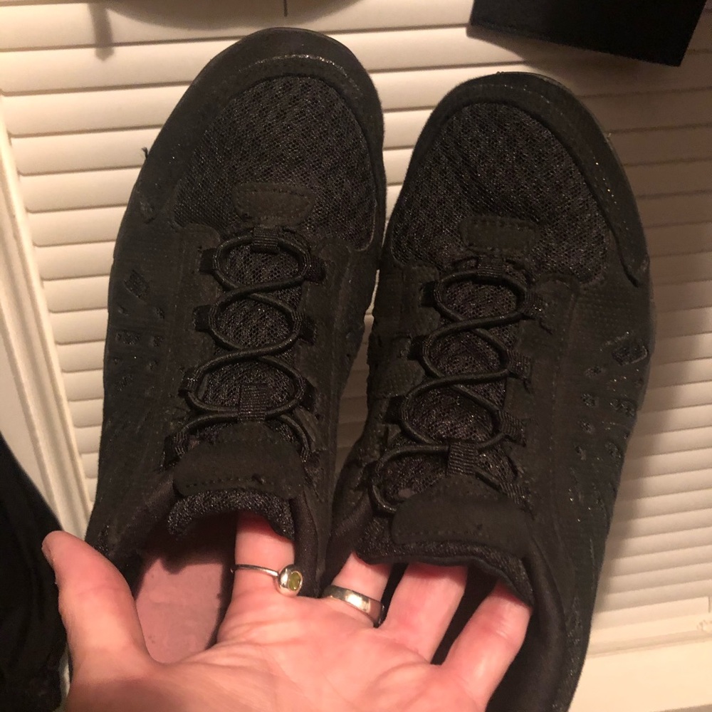 Sketcher-like shoes - Picture 2 of 2